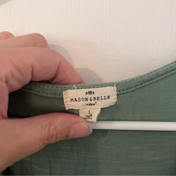 Mason & Belle Floral Embroidered Boho Cap Sleeve Green Top - Picture 3 of 7